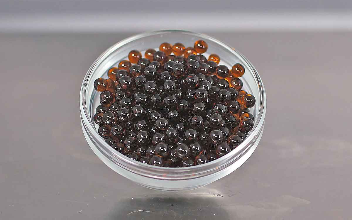 www.Kapsulator.ru Capsulatorproductie van ronde capsules met schelpen van gelatine, agar, alginaat